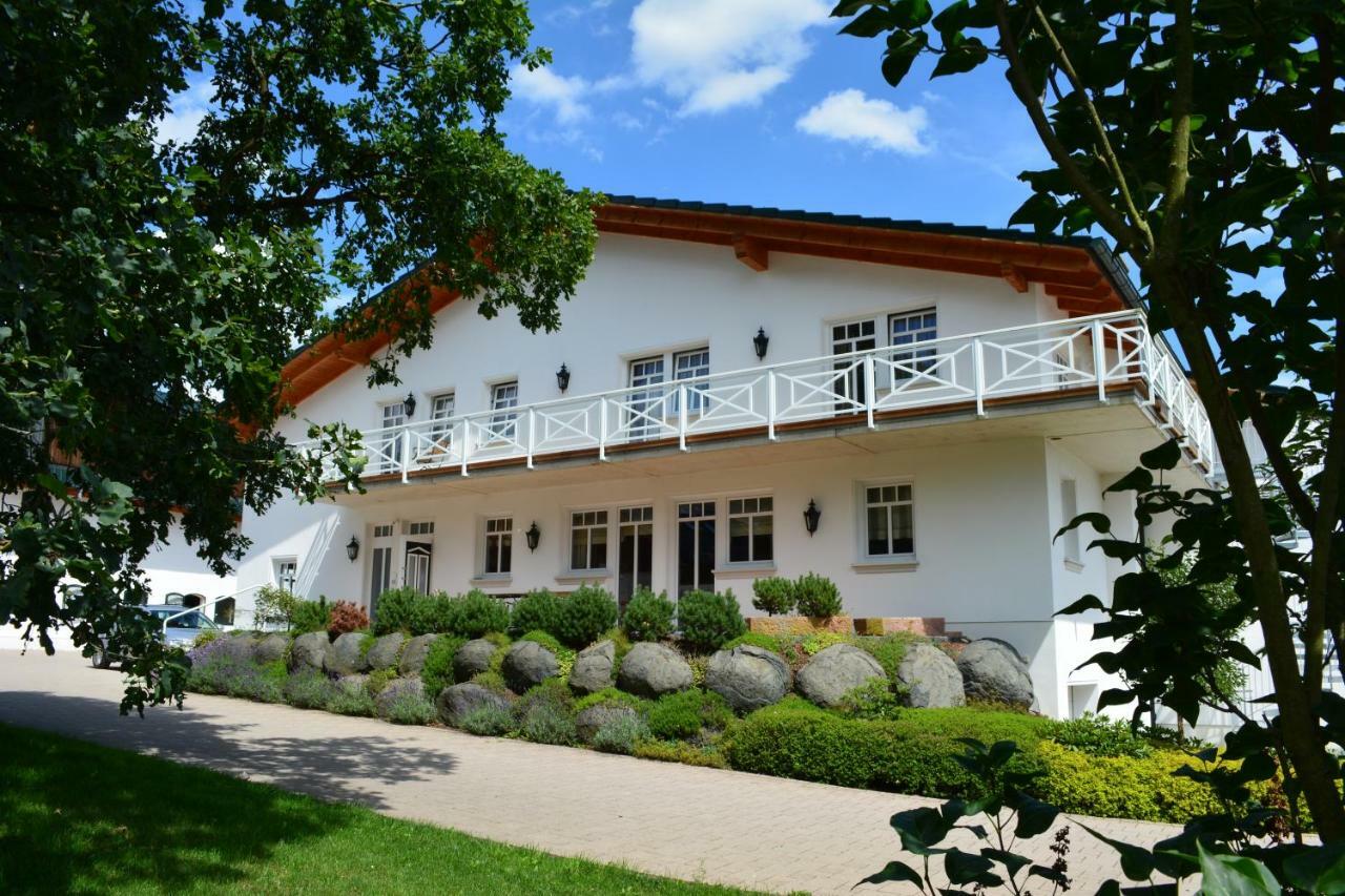 Reiterhof Und Pension Eichenhof Haiger Εξωτερικό φωτογραφία